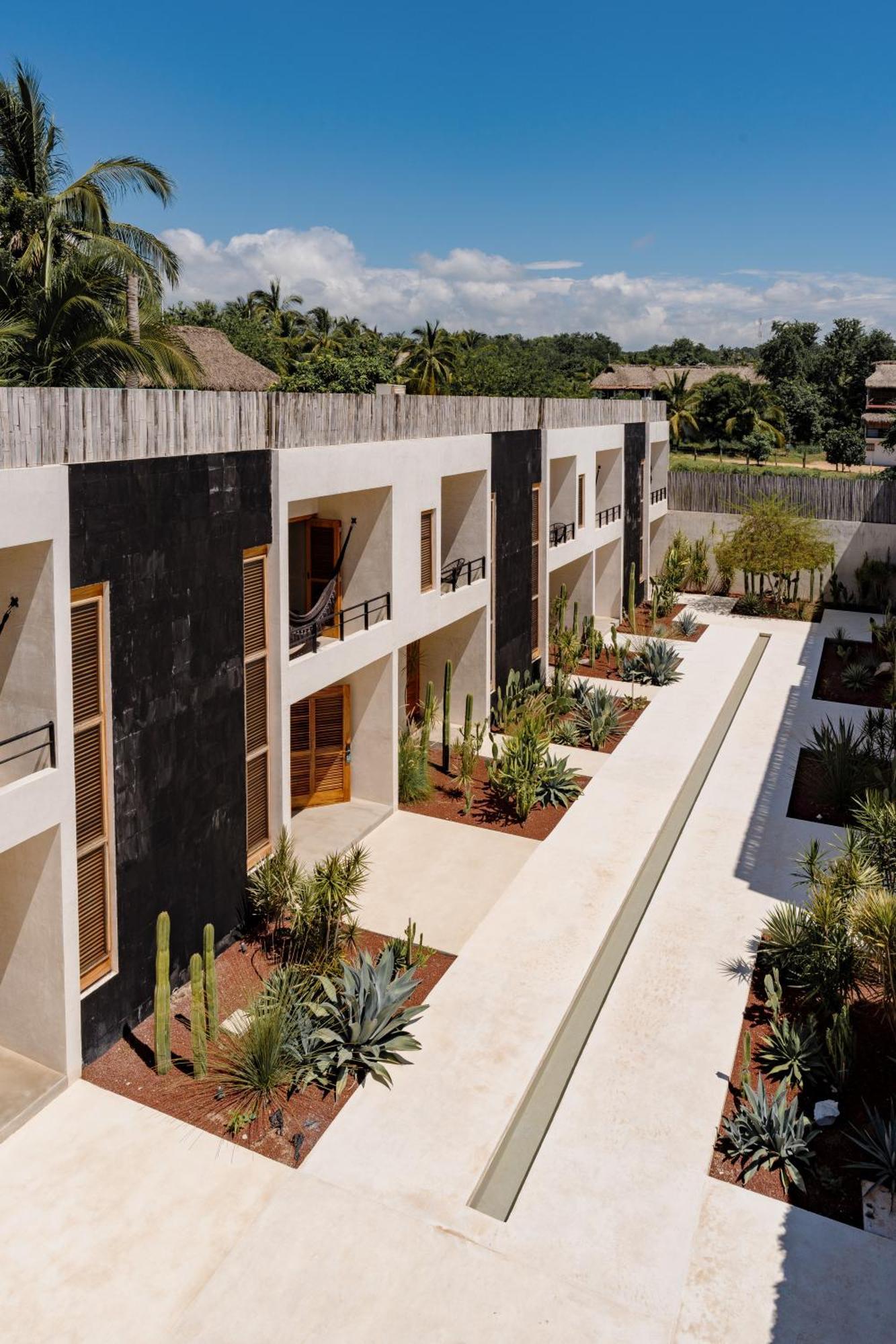 ホテル Casa Mava Brisas de Zicatela エクステリア 写真