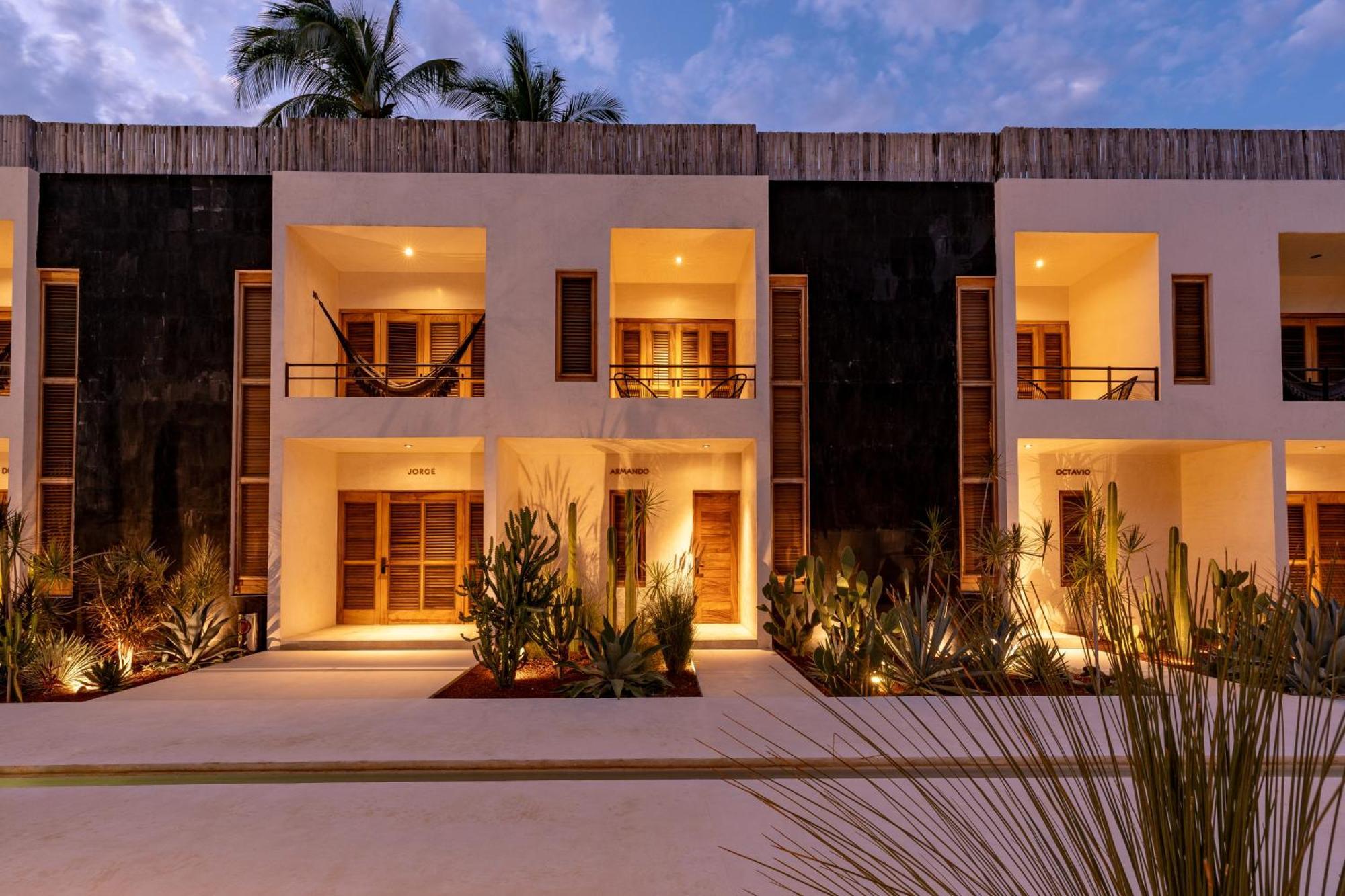 ホテル Casa Mava Brisas de Zicatela エクステリア 写真